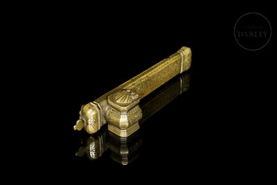 Ottoman travel inkwell with pen holder, 19th century. Portable inkwell made of brass, finely 