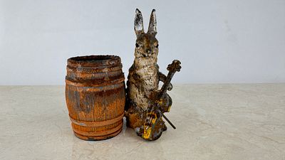 Portal&aacute;pices con figura de r&eacute;gule- Viena finales del siglo XIX/principios del siglo XX. Portal&aacute;pi 
