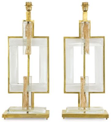 Pareja de l&aacute;mparas en cristal de Murano montados en estructura de metal dorado. Italia 