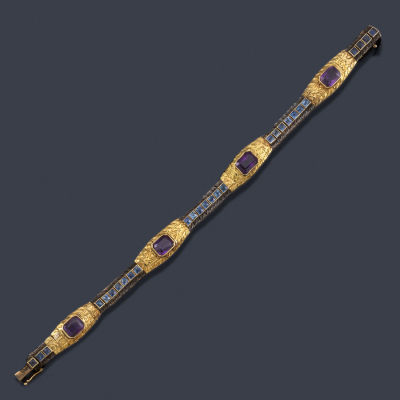: Pulsera &eacute;poca victoriana con cuatro amatistas de aprox. 5,35 ct con banda de zafiros 