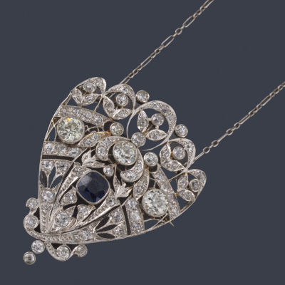 : Broche-Pendetif con zafiro y diamantes talla antigua y rosa de aprox. 3,80 ct en total. Broche 
