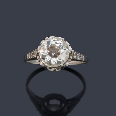 : Solitario con diamante talla 'old cut' de aprox. 1,48 ct en montura de oro blanco de 18K. 