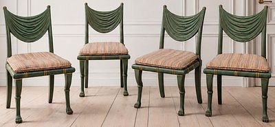 : Pierre Delb&eacute;e (Par&iacute;s, 1900-1974) para Maison Jansen, ca. 1965 Conjunto de cuatro sillas con 