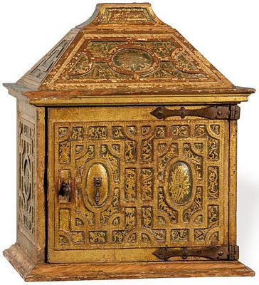 : Sagrario de madera tallada, policromada, dorada y estofada, Castilla h. 1600. Sagrario de 