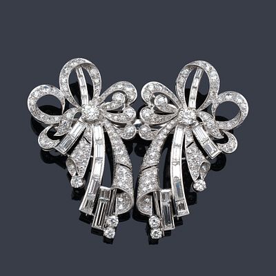 : Broche doble - clip con diamantes talla brillante, baguettes y sencilla de aprox. 5,96 ct en 