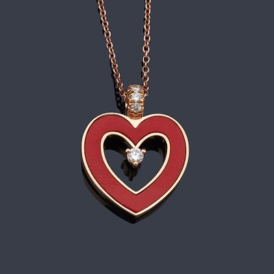 : Conjunto de pulsera, pendientes y anillo con cabujones de coral 'Piel de &aacute;ngel' realizado en 