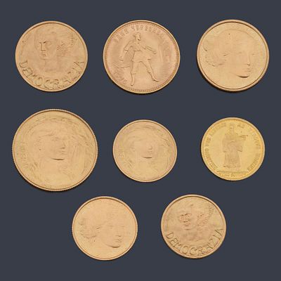 : 8 Monedas conmemorativas de San Marino y la Uni&oacute;n Sovi&eacute;tica en oro de 22 K. 8 Monedas 