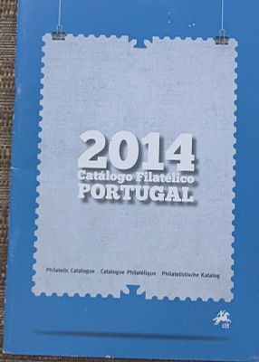 MINIATURE WORLD FOUR ISSUES, OFFICIAL PUBLICATION OF SINGAPORE P.O. ALSO 2014 PORTUGAL 