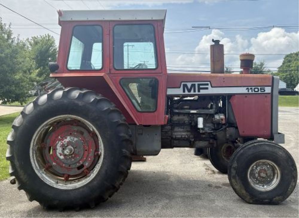 Swisher Bros. Auction | The D. Bertholof Auction: Tractors, Implements, Guns, Stoneware and Artwork