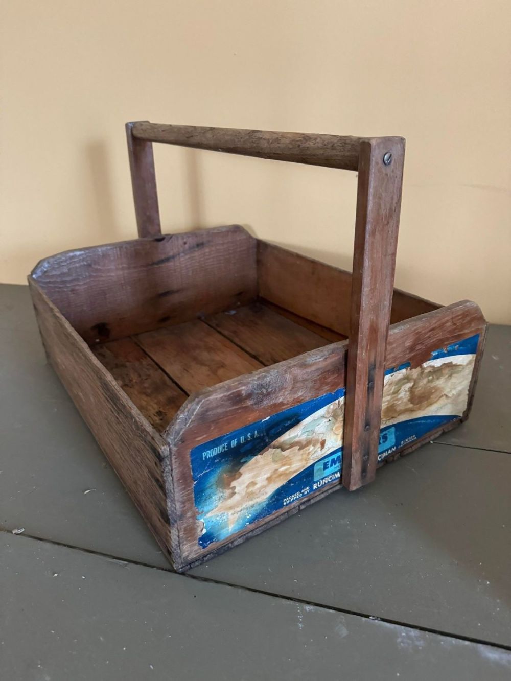 Lot 294: Caddy Box w/ Handle in Primitive Style