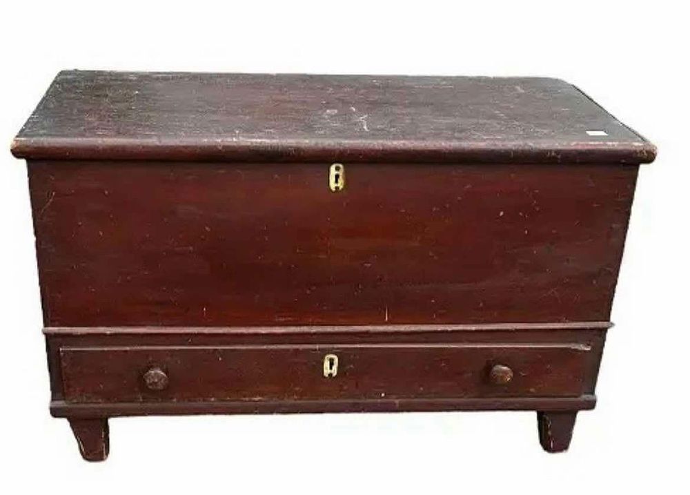 Lot 186: Early Child Size Blanket Chest In Old Red Paint