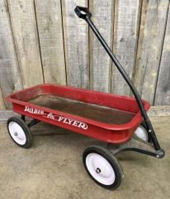 Radio Flyer Classic Red Metal Wagon 18"X41"X36"