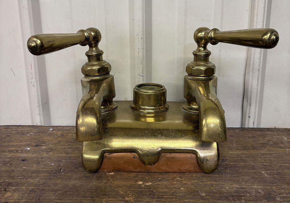 Lot 185: Antique Brass French Tub Valve Or Faucet 9"X10"X9"