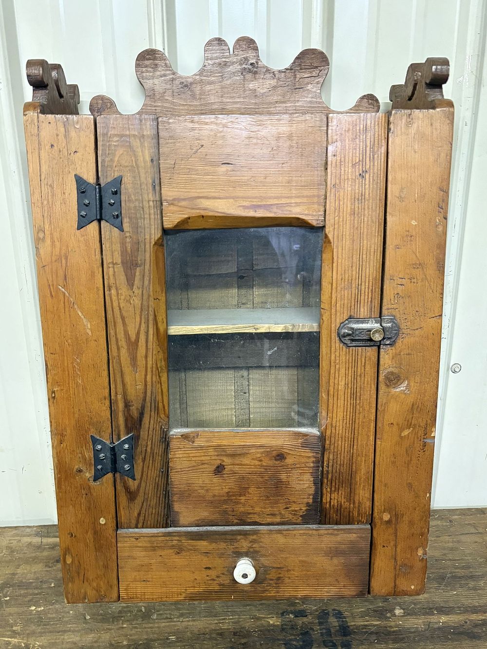 Lot 187: Antique Early Wall Mounted Spice Or Apothecary Cabinet - Dayton Breweries On Backside 9"X19"X33"