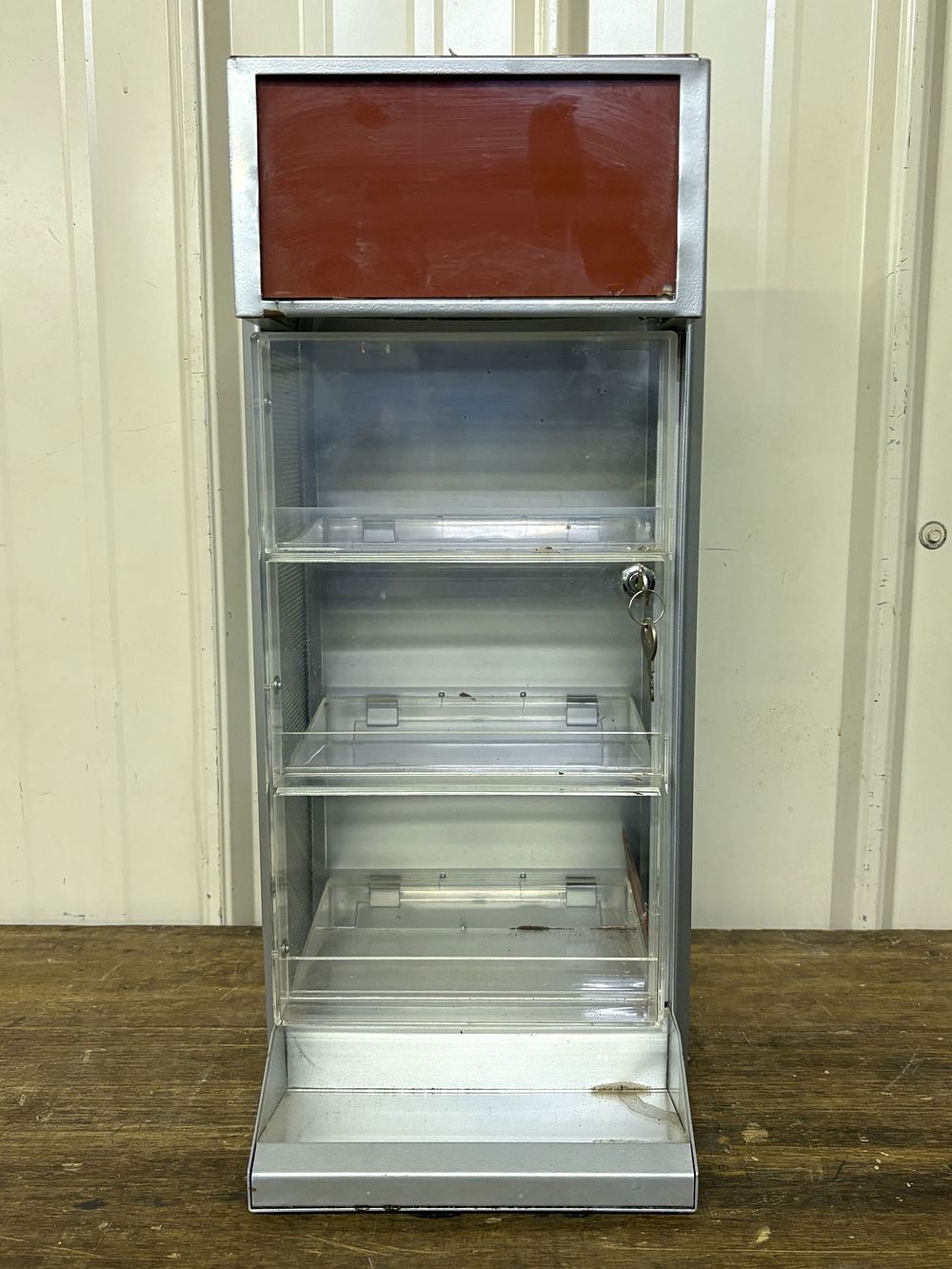 Lot 189: Multi Brand Arc Kiosk Display 9"X9"X20"