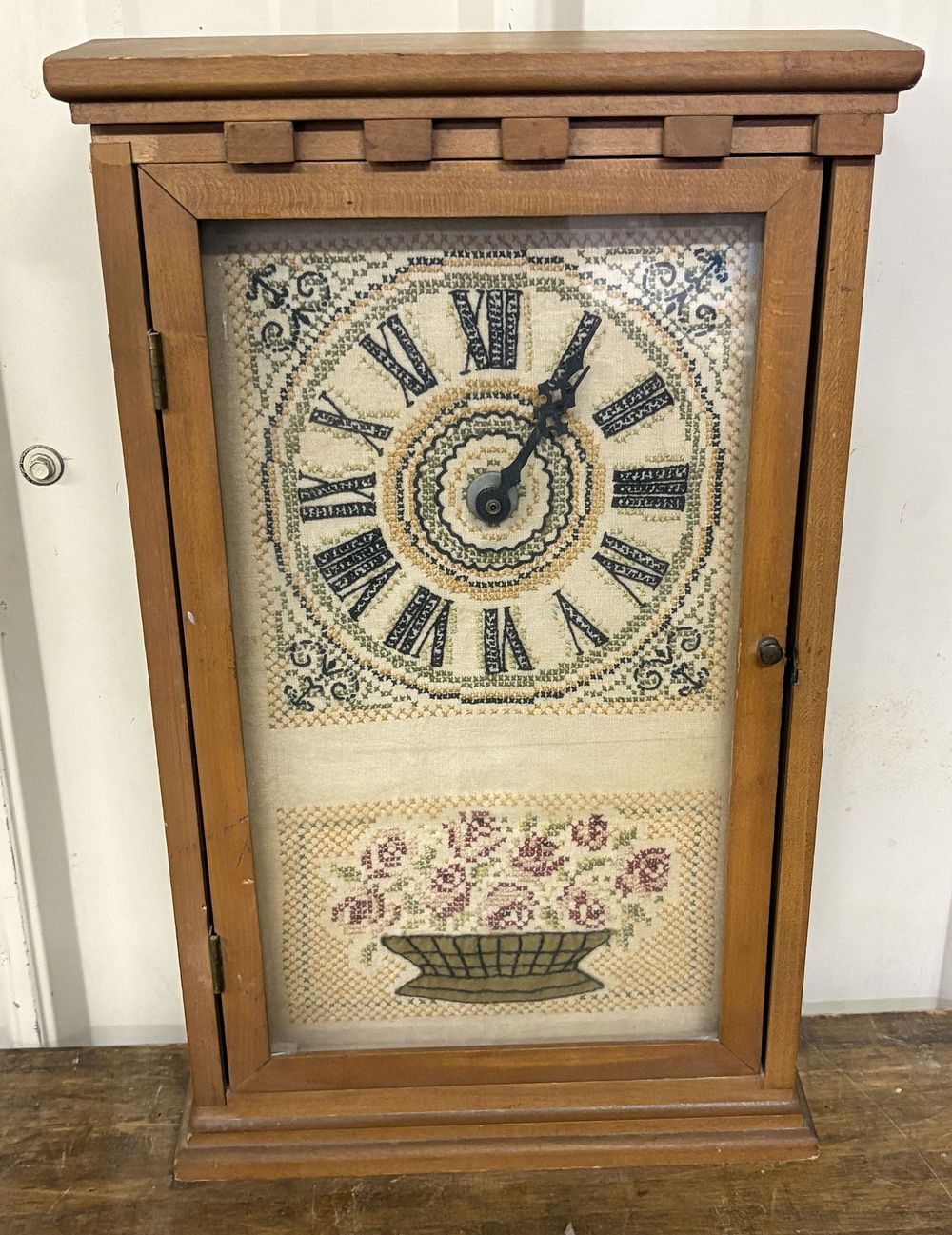 Lot 221: Folk Art Style Needlepoint Wall Clock 4"X10"X17"