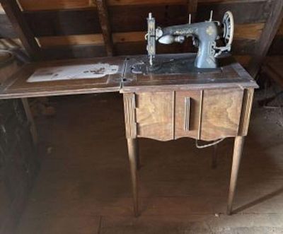 Vintage Majestic White Family Rotary Style Sewing Machine in a Wooden Cabinet - 22"x31"