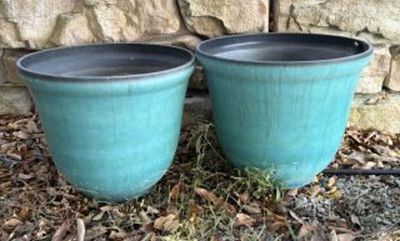 Pair Of Large Heavy Plastic Planters 22"X20" -. Pair Of Large Heavy Plastic Planters 22"X20"