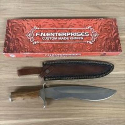 Large Fixed Blade Bowie Knife With Wooden Handle, Leather Sheath And Box 17"