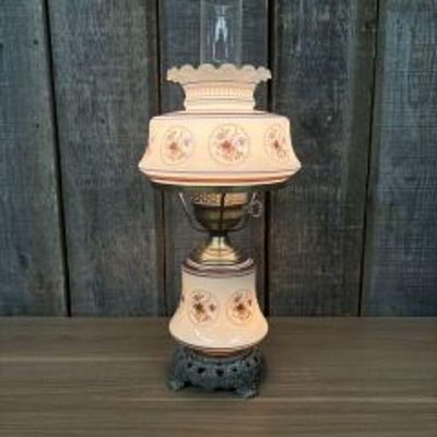 Vintage Quoizel Hurricane Lamp 7"X20"
