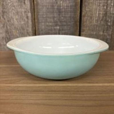 Vintage Pyrex Ovenware Bowl 10"X3"