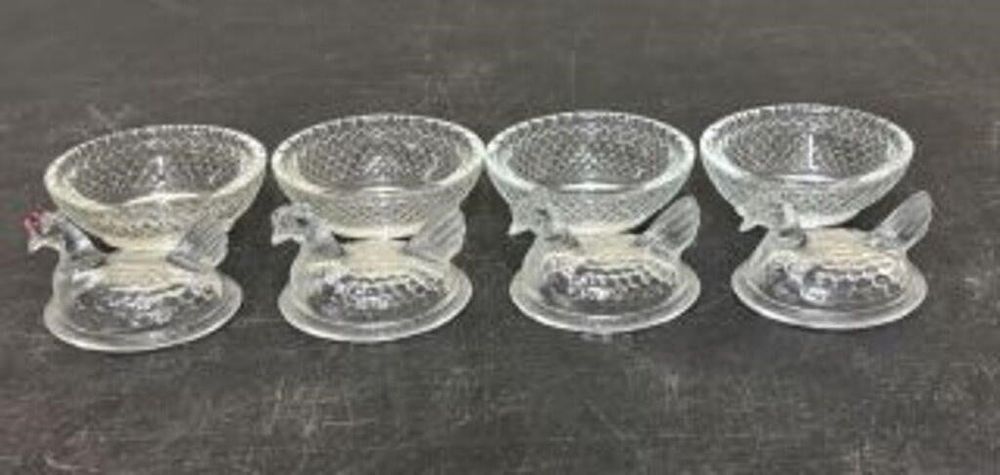Lot 536: Vintage Clear Glass Hen On Nest Salts -...
