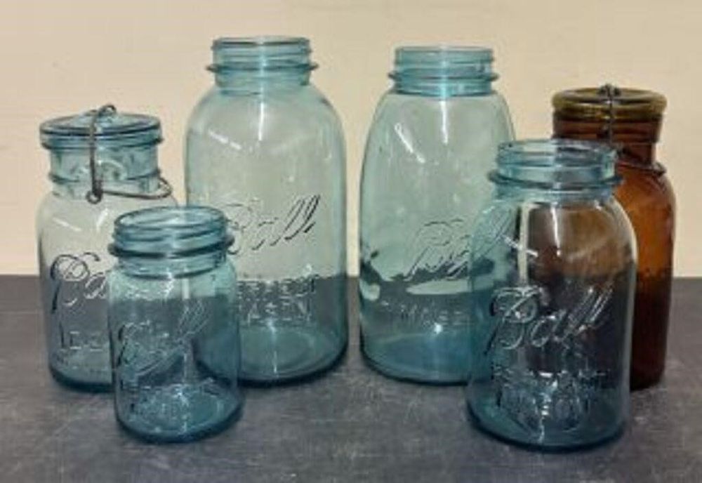 Lot 578: Lot Of Assorted Ball - Mason Jars 4"X9"