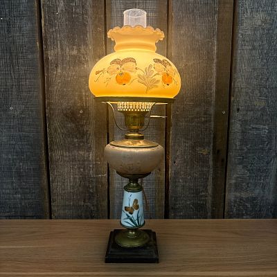 Vintage Victorian-Style Banquet Electrified Lamp With Hand Painted Shade - 7"x 21"