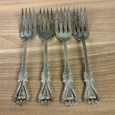 4 Sterling Silver "Old Colonial" Forks by Towle Silversmiths 156g - 6"