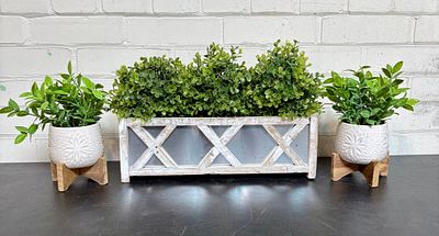 Lot Of Farmhouse Style Planters - Decoration 5"X15"X10"