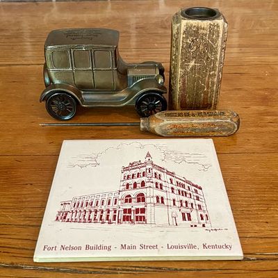 A Collection of Vintage Louisville, Kentucky Advertising and Souvenir Items - 6"x6.5". This 