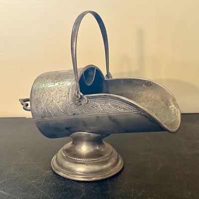Victorian Style Silver Plated Sugar Scuttle with Ivy Decoration 4.5"X7"X6.5". This decorative 