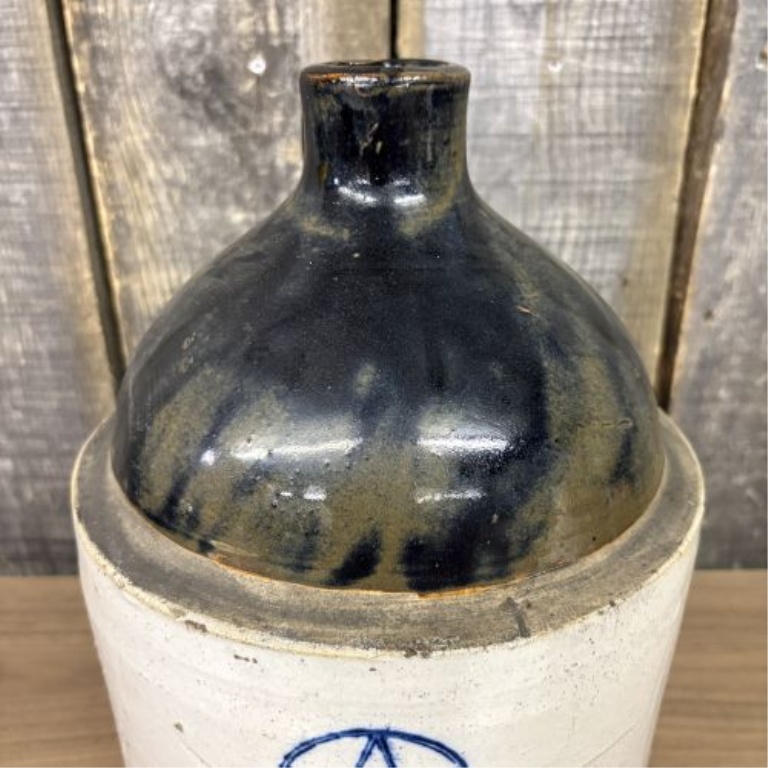 Star Stoneware Company 2-Gallon Two-Tone Stoneware Jug