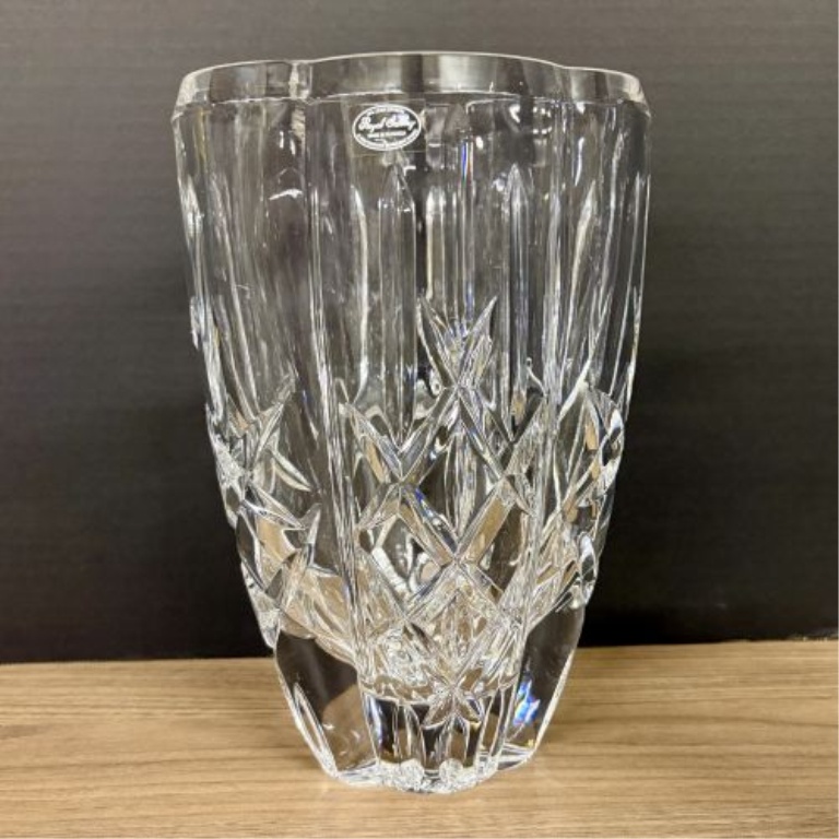 Two Contemporary 24% Lead Crystal Vases including Royal Gallery