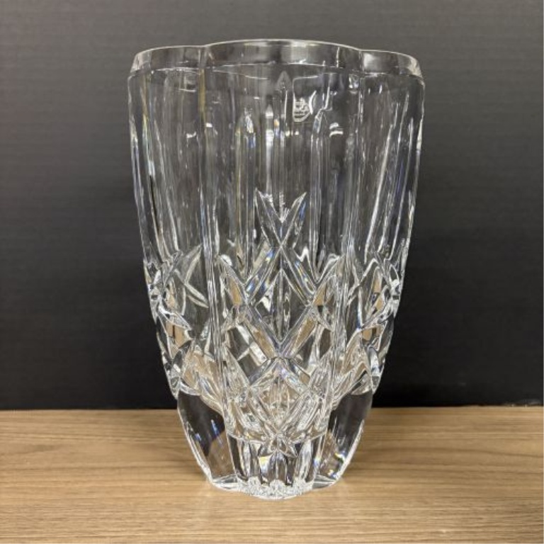 Two Contemporary 24% Lead Crystal Vases including Royal Gallery
