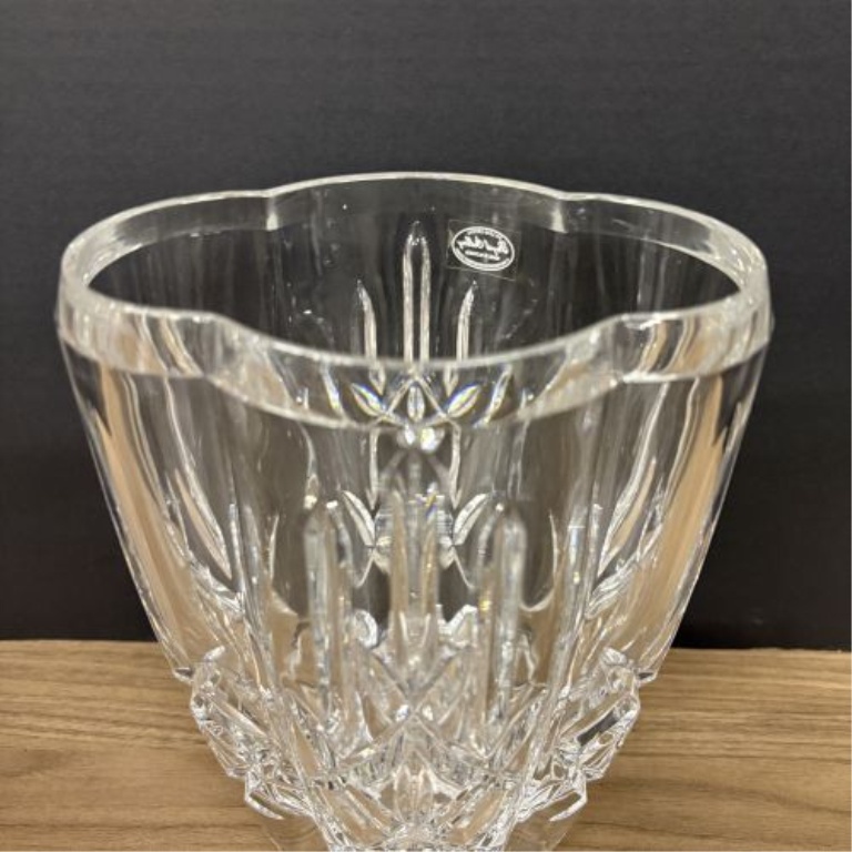 Two Contemporary 24% Lead Crystal Vases including Royal Gallery