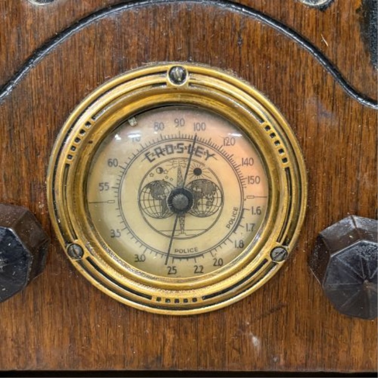 Crosley Model 515 Tombstone Tube Radio