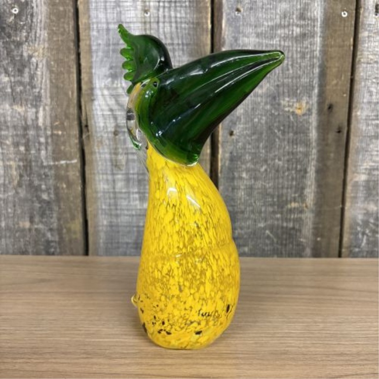 Fifth Avenue Crystal Attributed Art Glass Toucan Figurine