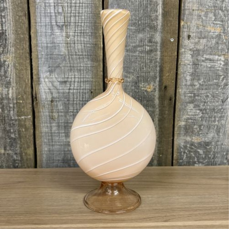 Large Peach Latticinio Art Glass Vase in the Murano Style