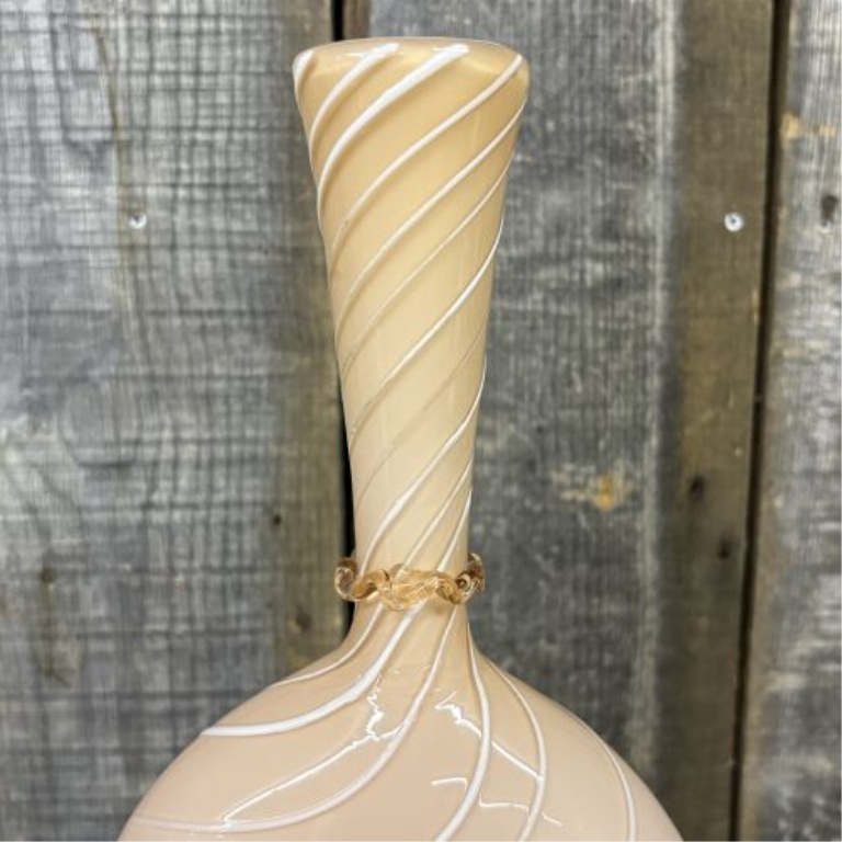 Large Peach Latticinio Art Glass Vase in the Murano Style