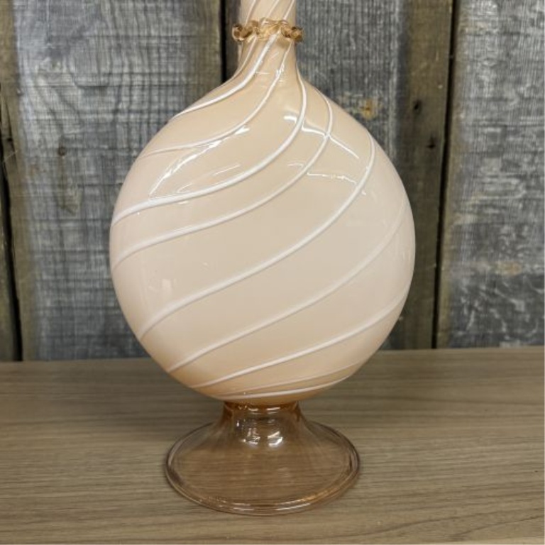 Large Peach Latticinio Art Glass Vase in the Murano Style