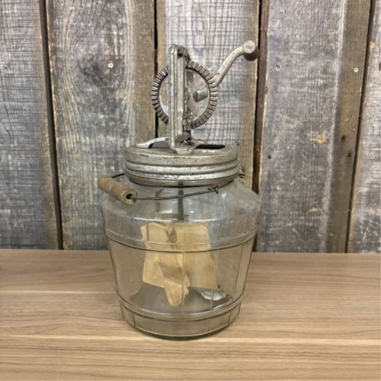 Antique Dazey Hand Cranked Glass Jar Butter Churn