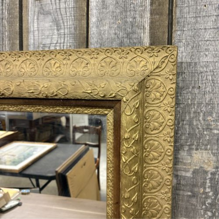 Late 19th Century Victorian Gilt Gesso and Wood Wall Mirror with Velvet Liner