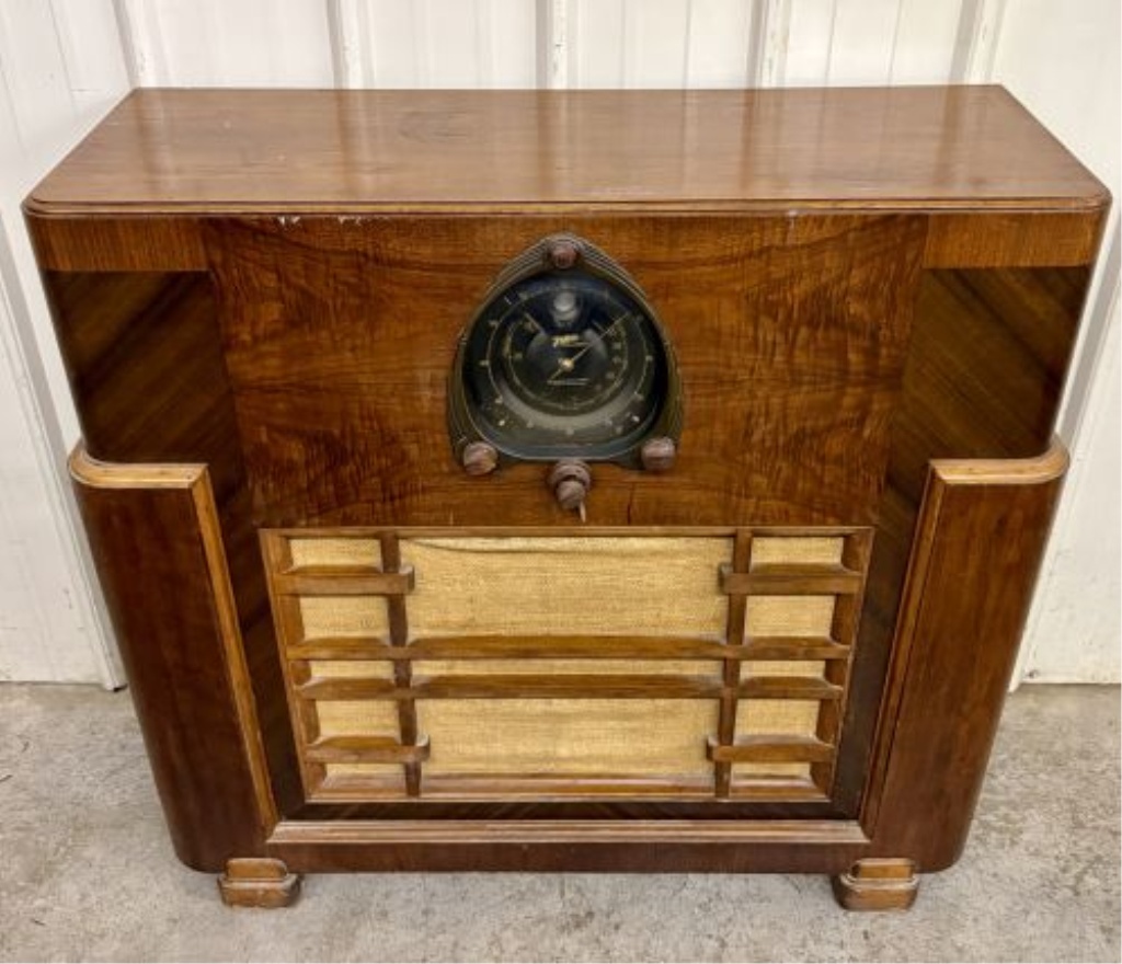 Zenith 1938 Console Floor Radio with Shutter Dial