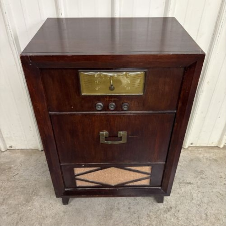 Silvertone Model 51 Radio-Phonograph Console for Sears, Roebuck and Co., 1950
