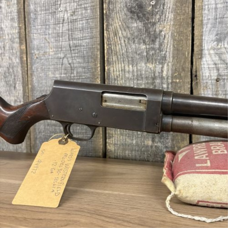 Wards Western Field Model 30-SB562A Pump Action Shotgun 12 Gauge with 30 Inch Barrel