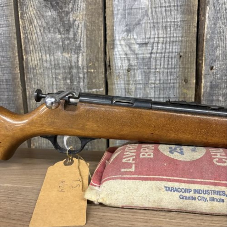 Marlin Model 100 Single-Shot Bolt-Action Rifle .22 S/L/LR with 24 Inch Barrel