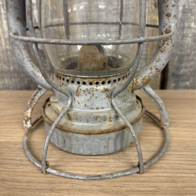 Dietz Vesta New York Central System Railroad Lantern