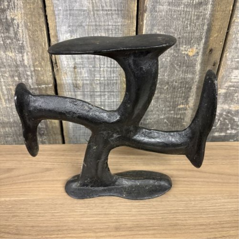 Antique Cast Iron Four-Way Cobbler Shoe Last Wheel Anvil