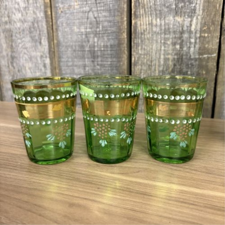 Seven-Piece Emerald Green Enameled Glass Beverage Set